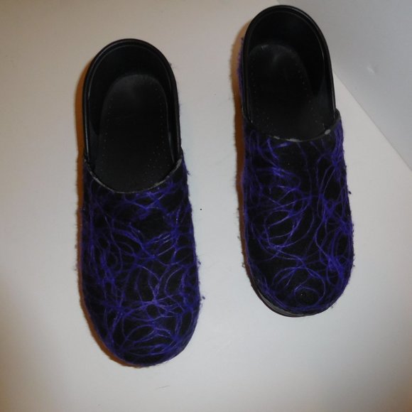 Dansko Purple Wool Swirl Clogs—Size 39 EU/US = Size 8 - Picture 3 of 7